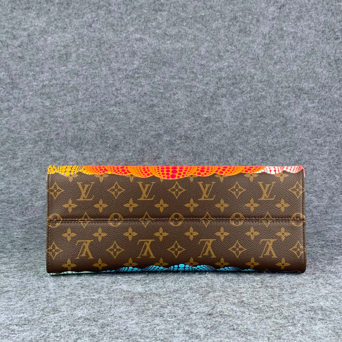 LV YK Onthego PM Pumpkin Print
